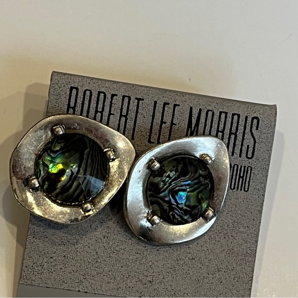 Robert Lee Morris Abalone Antique Silver Disc Post Earrings NWT - Picture 4 of 7